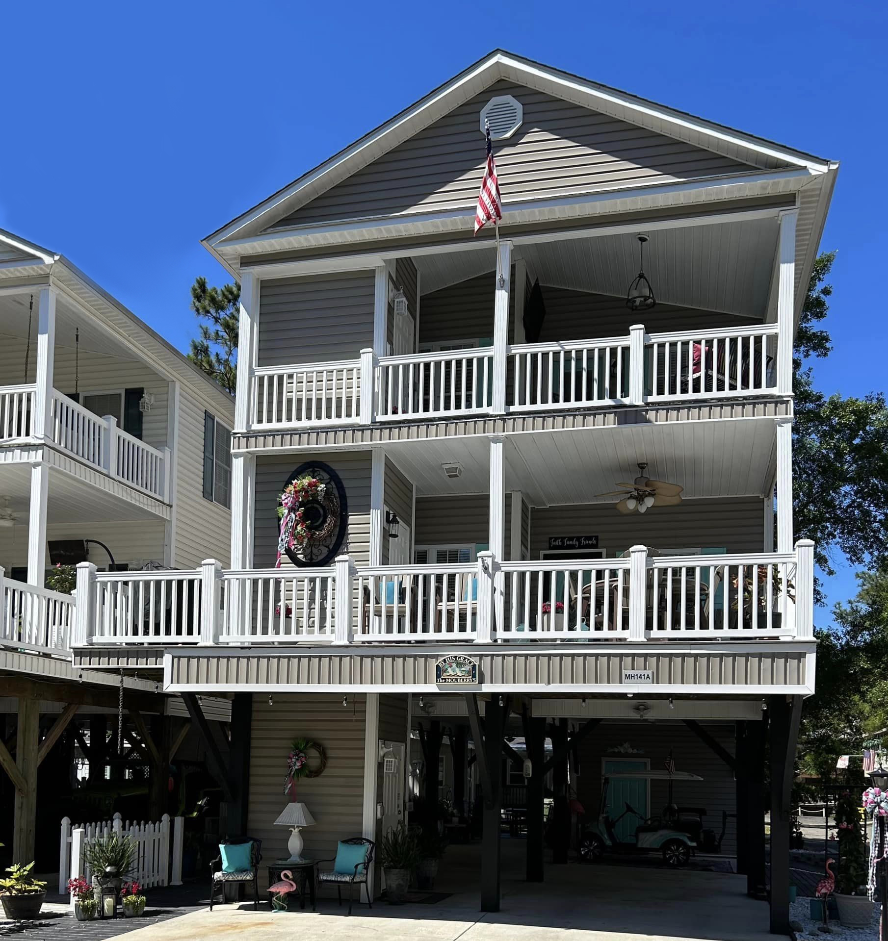 4 Bedroom - 3.5 Bath With Two Master Bedrooms - MH141A