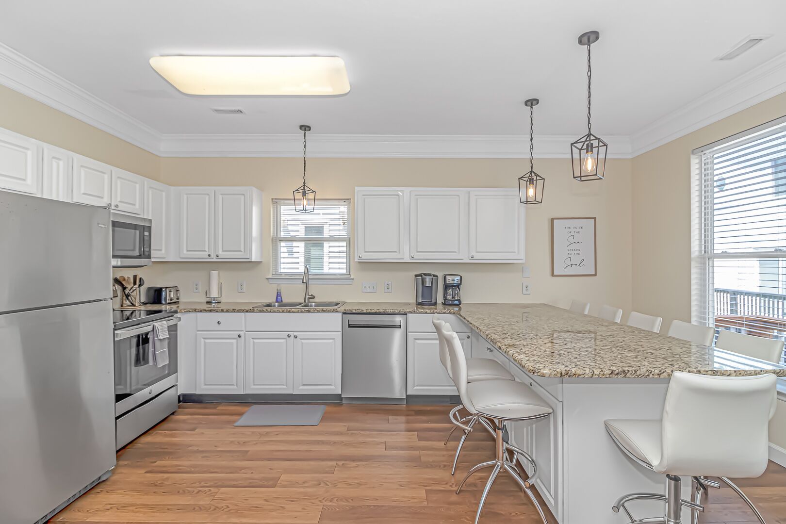Ocean View 7 Bedrooms - Just Steps From The Beach - 1171